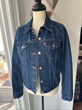 LEVI’S Premium Women's Dark Blue Denim Trucker Jean Jacket Classic Size Small